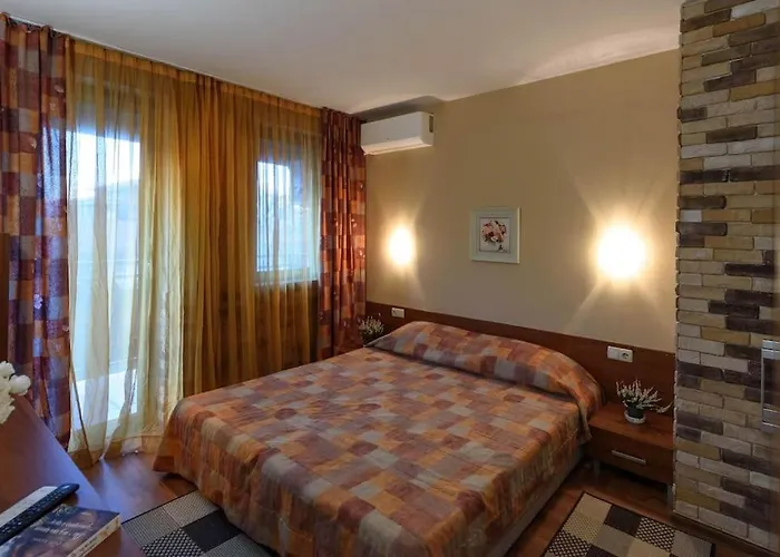 Apartment Cosy In The Center Of *